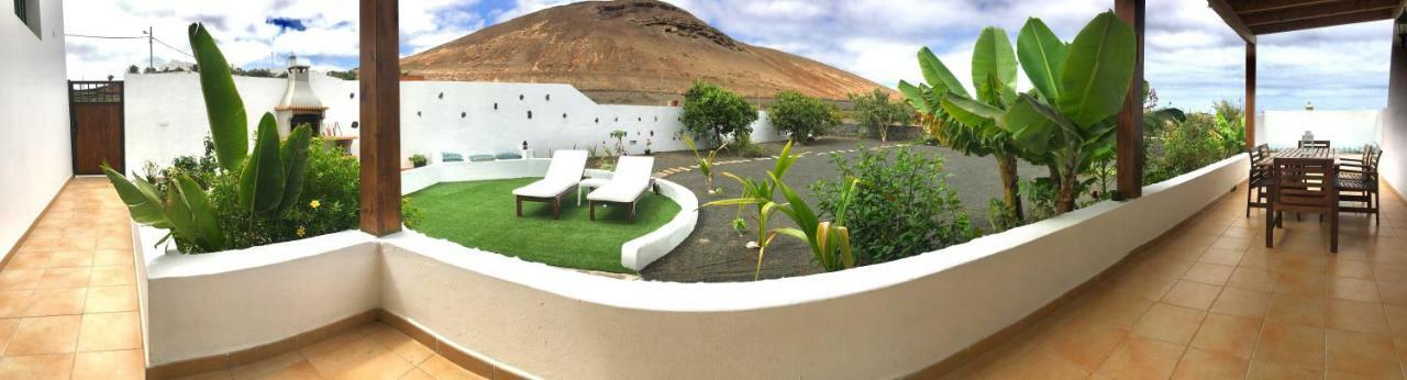 Finca La Costa Tinajo Buitenkant foto